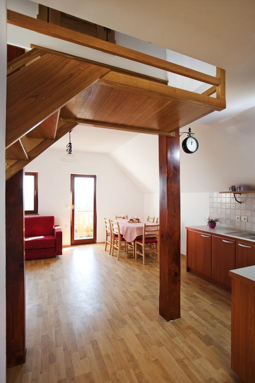 Vineyard Cottage Lustek โนโวเมสโต ห้อง รูปภาพ